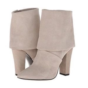 VINCE CAMUTO AMYA CLASSIC CREAM BOOTIES